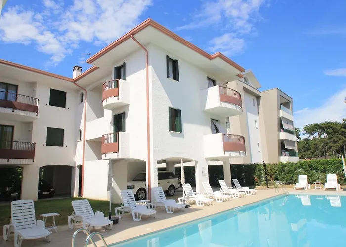 Apartament Albaluisa *
